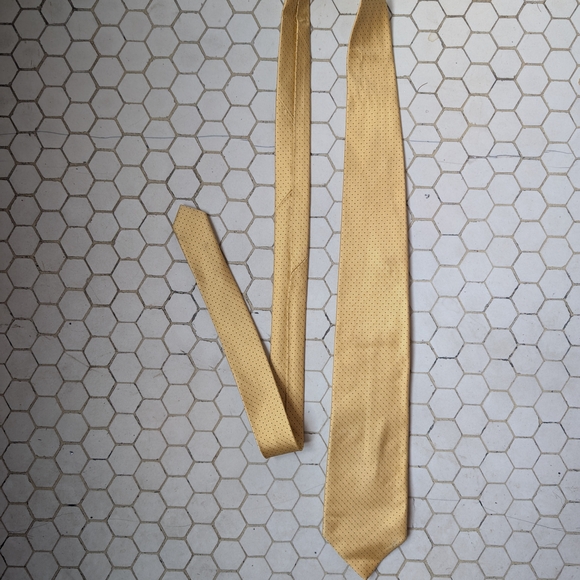 Yellow Patterned Tie - Picture 1 of 4